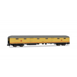 RENFE, 2-unit set of postal van, DGCT-2 + DGCT-10, in yellow livery, ep. IV. Arnold HN4506