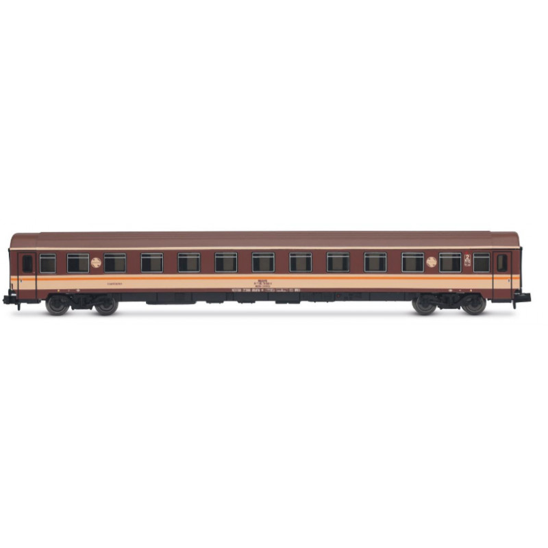 RENFE, Bz5x-10500 coach “Guardería”, Estrella livery. Ep IV. Arnold HN4458