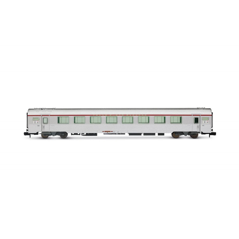 SNCF, coach TEE A8u "Mistral", Nice – Paris, silver livery, ep. IV- Arnold HN4502