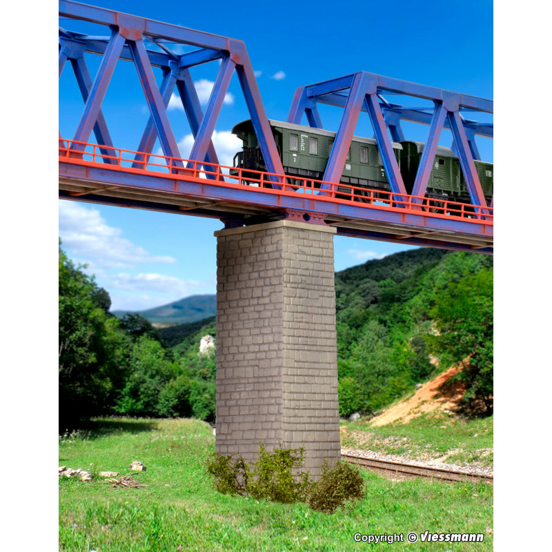 Viaduct centre pillar. Kibri 37673