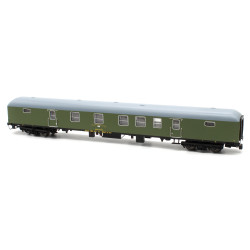 Coche Postal DGDC-3004 verde Ép.IV. Mftrain N50122