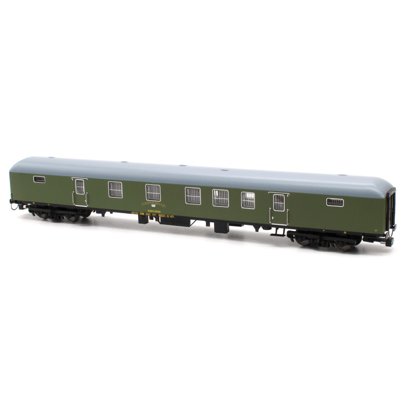 Coche Postal DGDC-3022 verde Ép.IV. Mftrain N50123