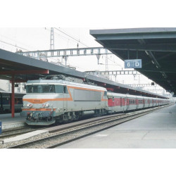 SNCF, locomotora eléctrica BB 7290 para trenes Talgo, ép.IV. Analógica- Fleischmann 7560078