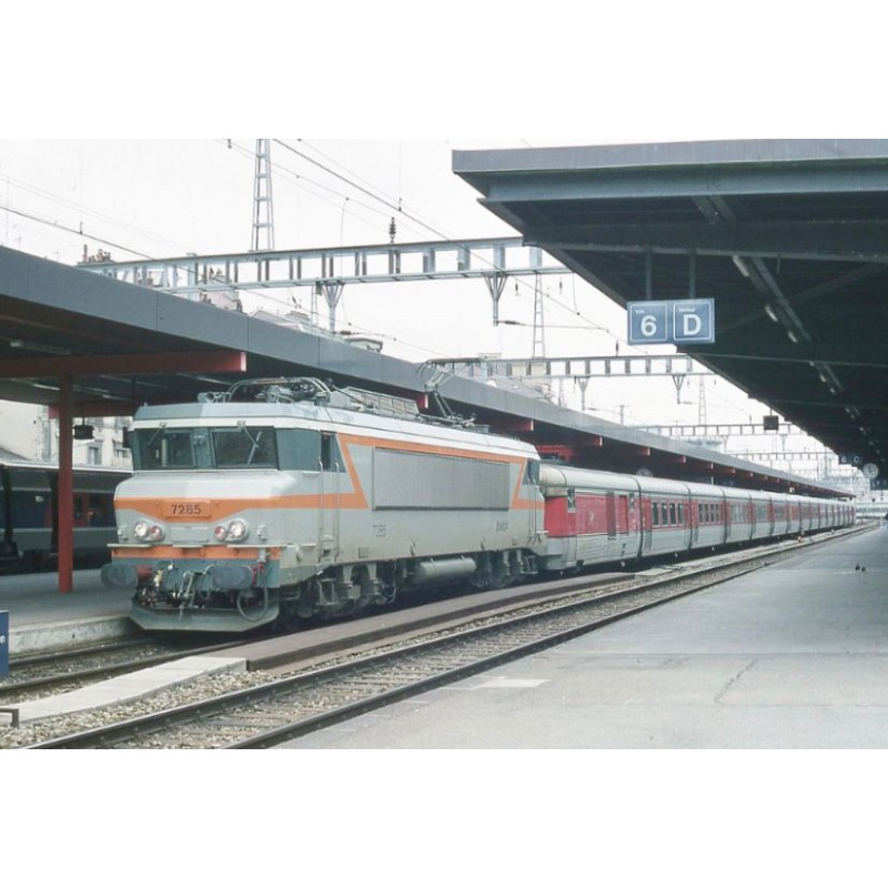SNCF, locomotora eléctrica BB 7290 para trenes Talgo, ép.IV. Analógica- Fleischmann 7560078